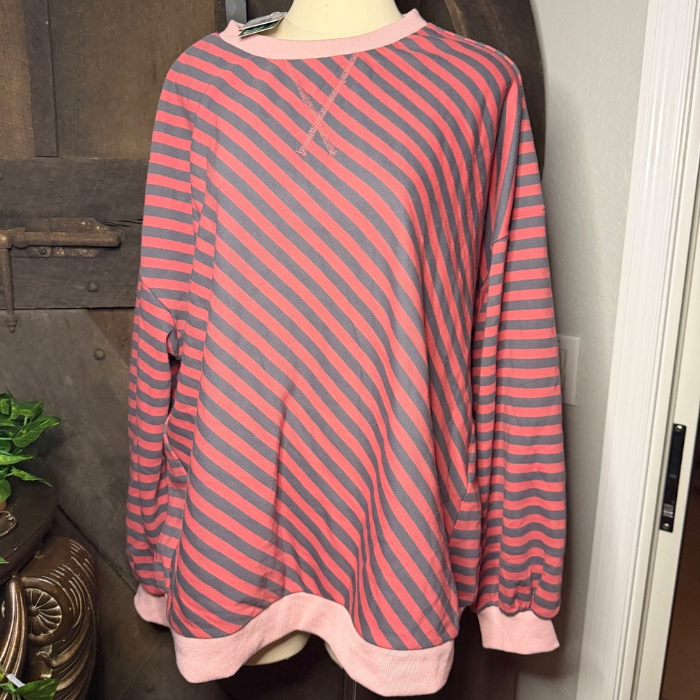 UEU Striped Crewneck Sweatshirt L Pink Grey Casual Pullover